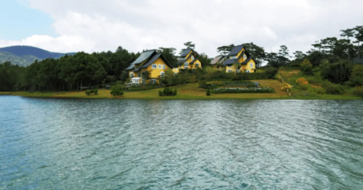 Hồ Bình An - Vẻ đẹp thiên nhiên giữa lòng thành phố