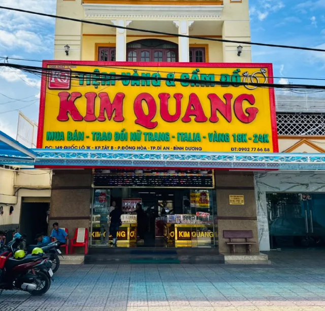 Tiệm vàng Kim Quang Dĩ An