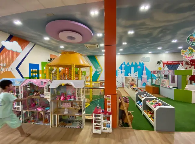 Khu vui chơi trẻ em Cloud Kids Dĩ An