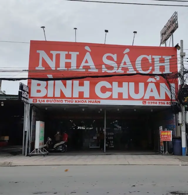 Nhà sách Bình Chuẩn Thuận An