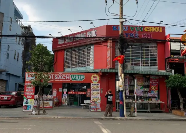 Nhà sách Hoàng Phúc VSIP Thuận An